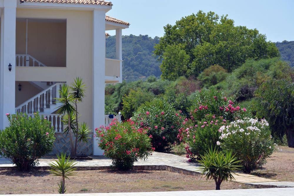 Stamiris Beach Hotel Vasilikí Exterior foto